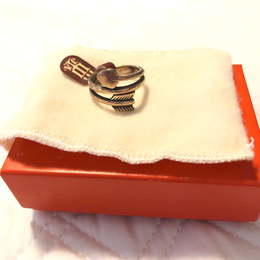 James Avery hear & arrow Ring